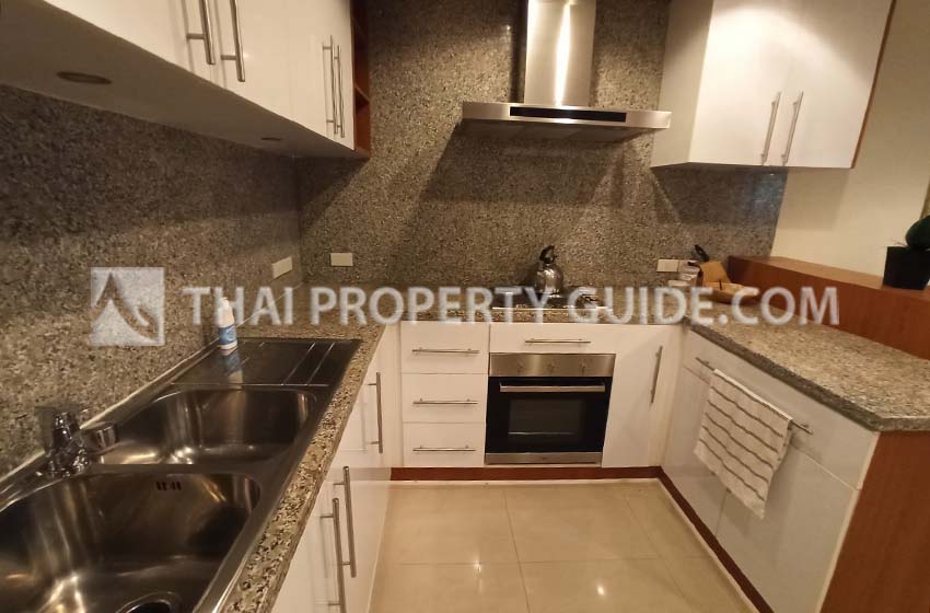 Apartment in Phaholyothin 